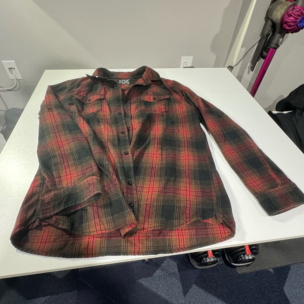 Grunt style flannel button-down